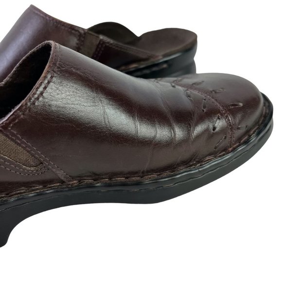 Clarks Women's Brown Genuine Leather Mules Slip On Comfort Loafers Shoes sz 7 M - Picture 12 of 16